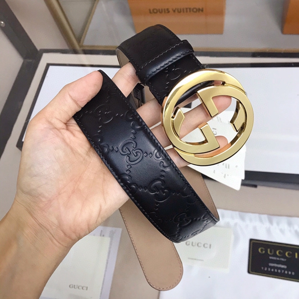 スーパーコピーグッチベルト背面デザイン